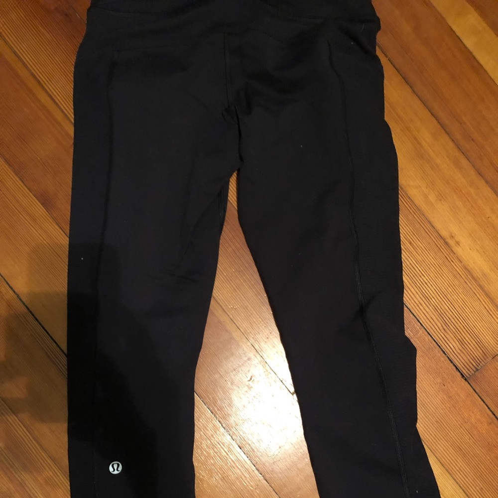 Lululemon black leggings